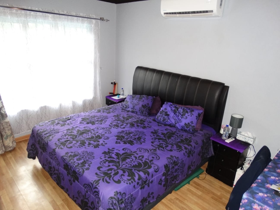 3 Bedroom Property for Sale in Geelhoutpark North West